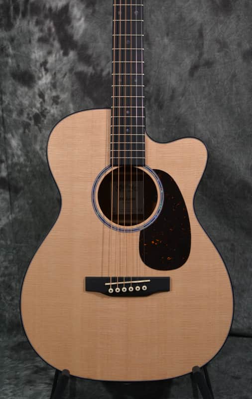 Martin Junior Series 000C-Jr E Cutaway