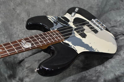 Squier Frank Bello Signature P Jazz Bass Skull Graphic w Deluxe Gigbag
