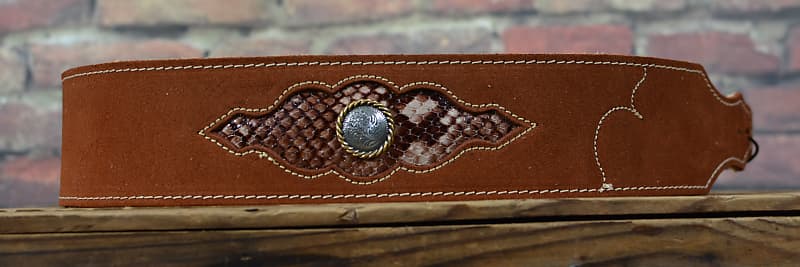 Franklin Sculpted Suede Guitar Strap Snakeskin Leather