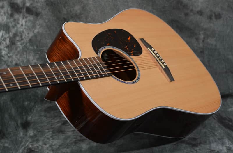 Martin Road Series DC-13E Modern Cutaway