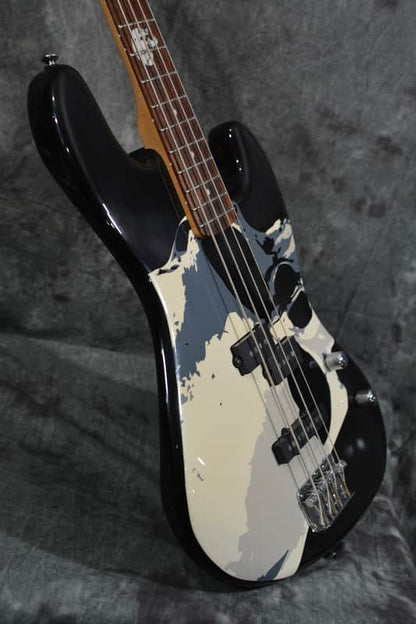 Squier Frank Bello Signature P Jazz Bass Skull Graphic w Deluxe Gigbag