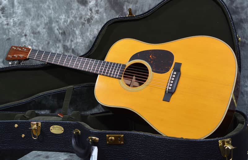 Martin Authentic Series Aged 1937 D-28 Dreadnought