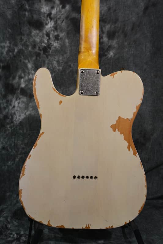 Vintage V62 Icon series Tele Distressed White Blonde relic finish