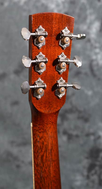 Huss & Dalton DS Custom 14 Fret Adirondack Red Spruce & Mahogany Dreadnought Acoustic Electric Sunburst