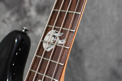 Squier Frank Bello Signature P Jazz Bass Skull Graphic w Deluxe Gigbag