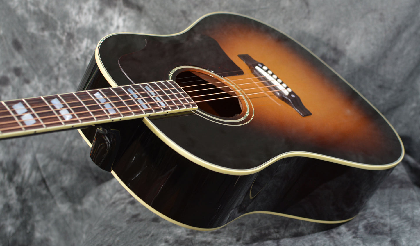 Gibson J-45 Southern Jumbo Original Vintage Sunburst