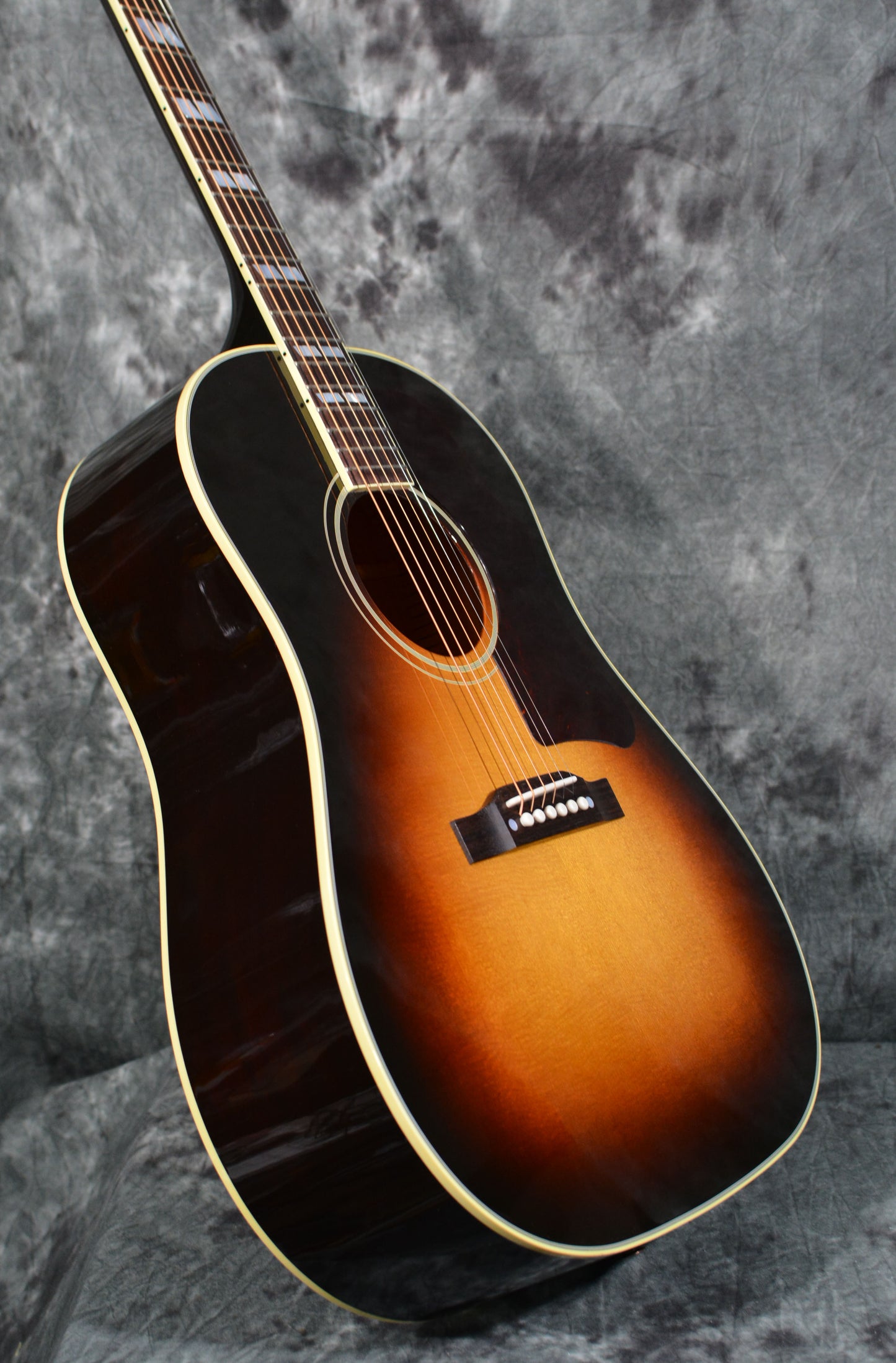 Gibson J-45 Southern Jumbo Original Vintage Sunburst