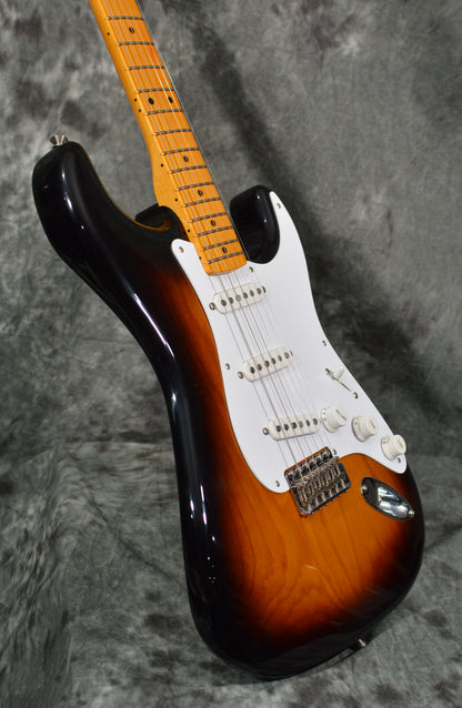 Fender 70th Anniversary American Vintage II 1954 Stratocaster 2-Color Sunburst