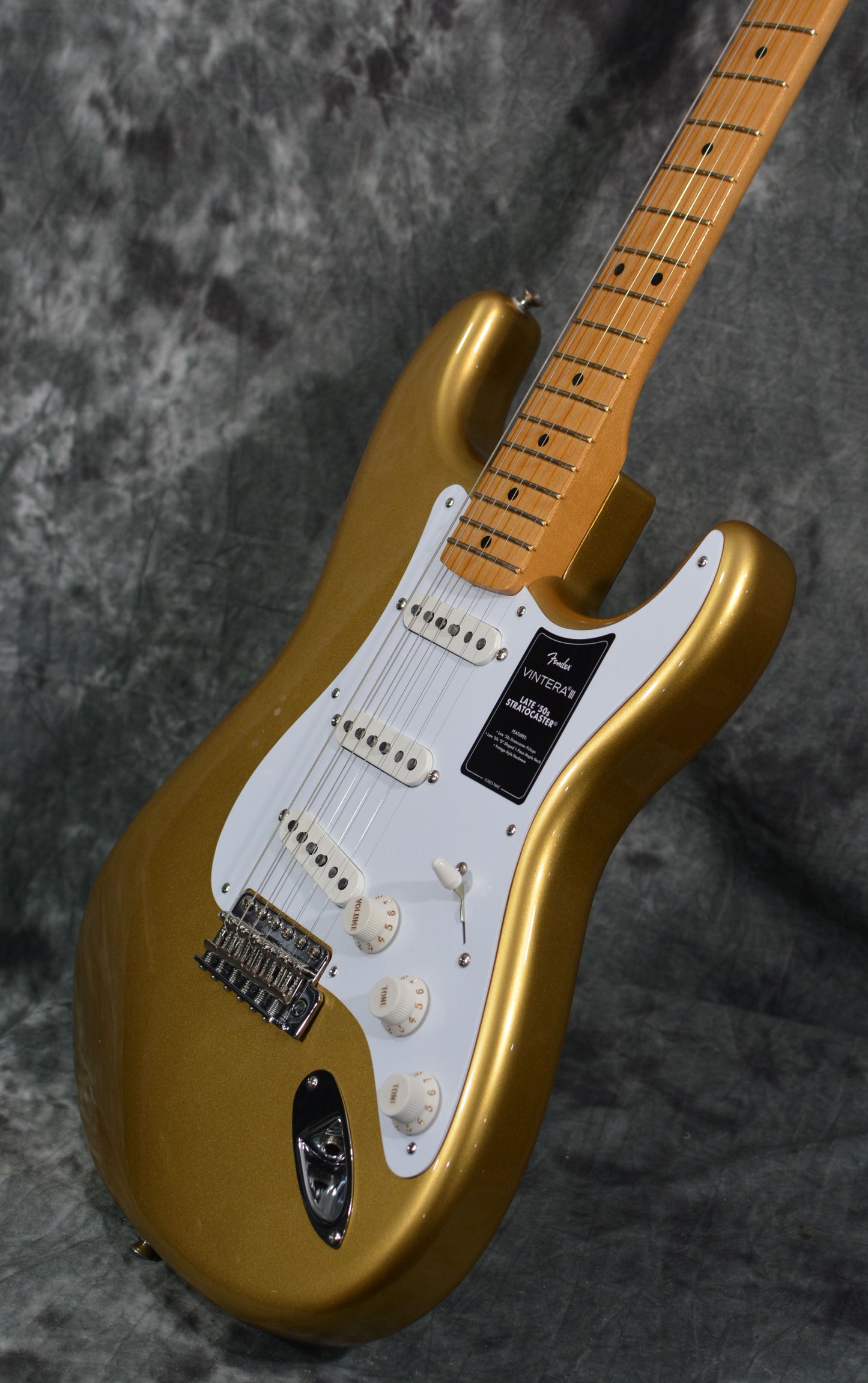 Fender Vintera III Late '50s Stratocaster Aztec Gold