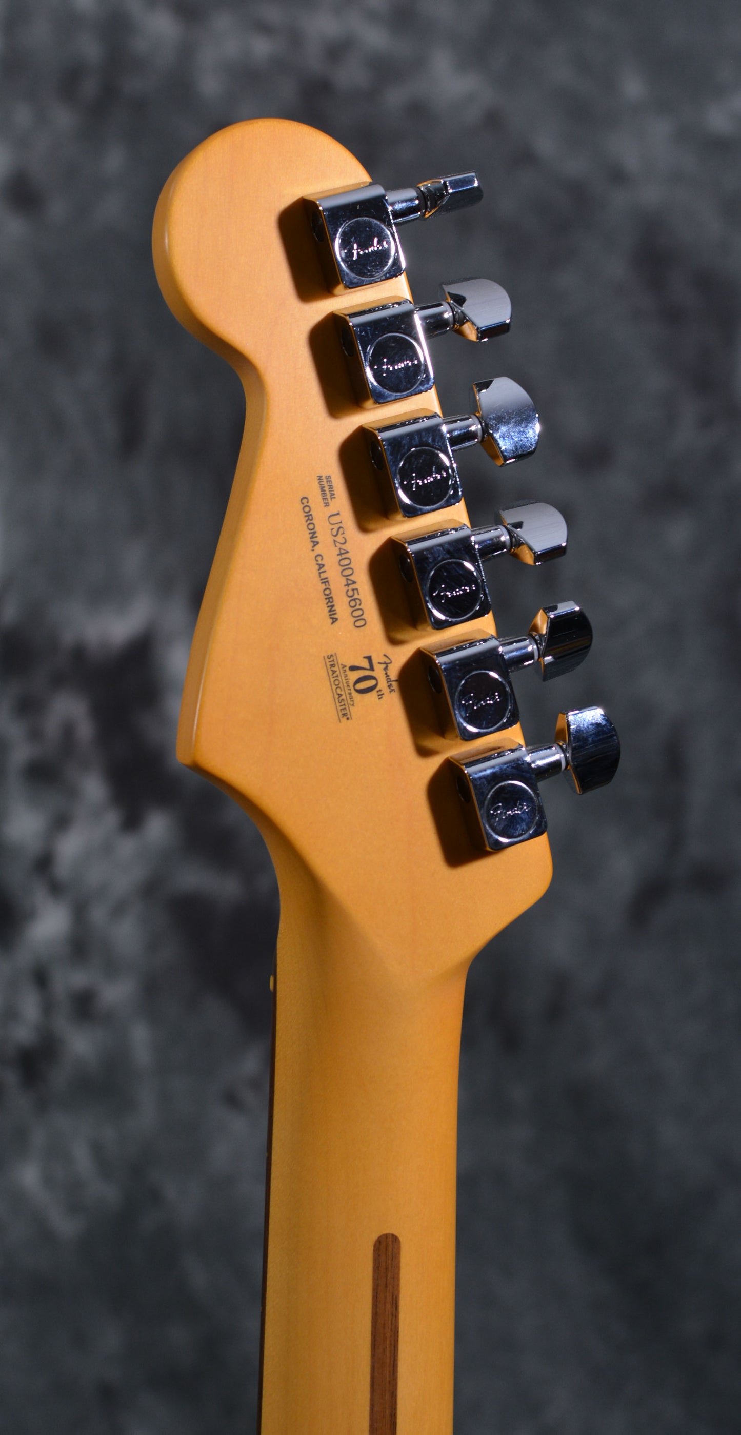 Fender American Professional II Stratocaster Olympic White Rosewood Board