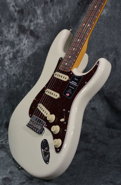 Fender American Professional II Stratocaster Olympic White Rosewood Board