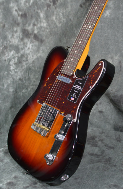 Fender American Professional II Telecaster 3-Color Sunburst Rosewood Board