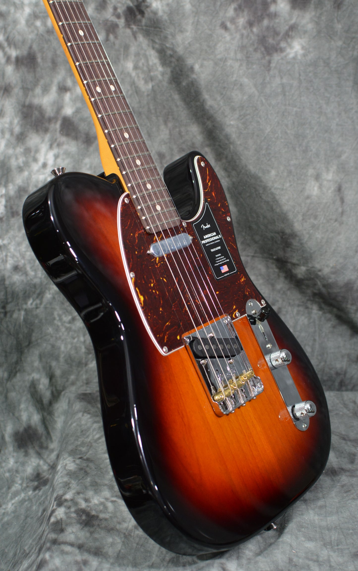 Fender American Professional II Telecaster 3-Color Sunburst Rosewood Board