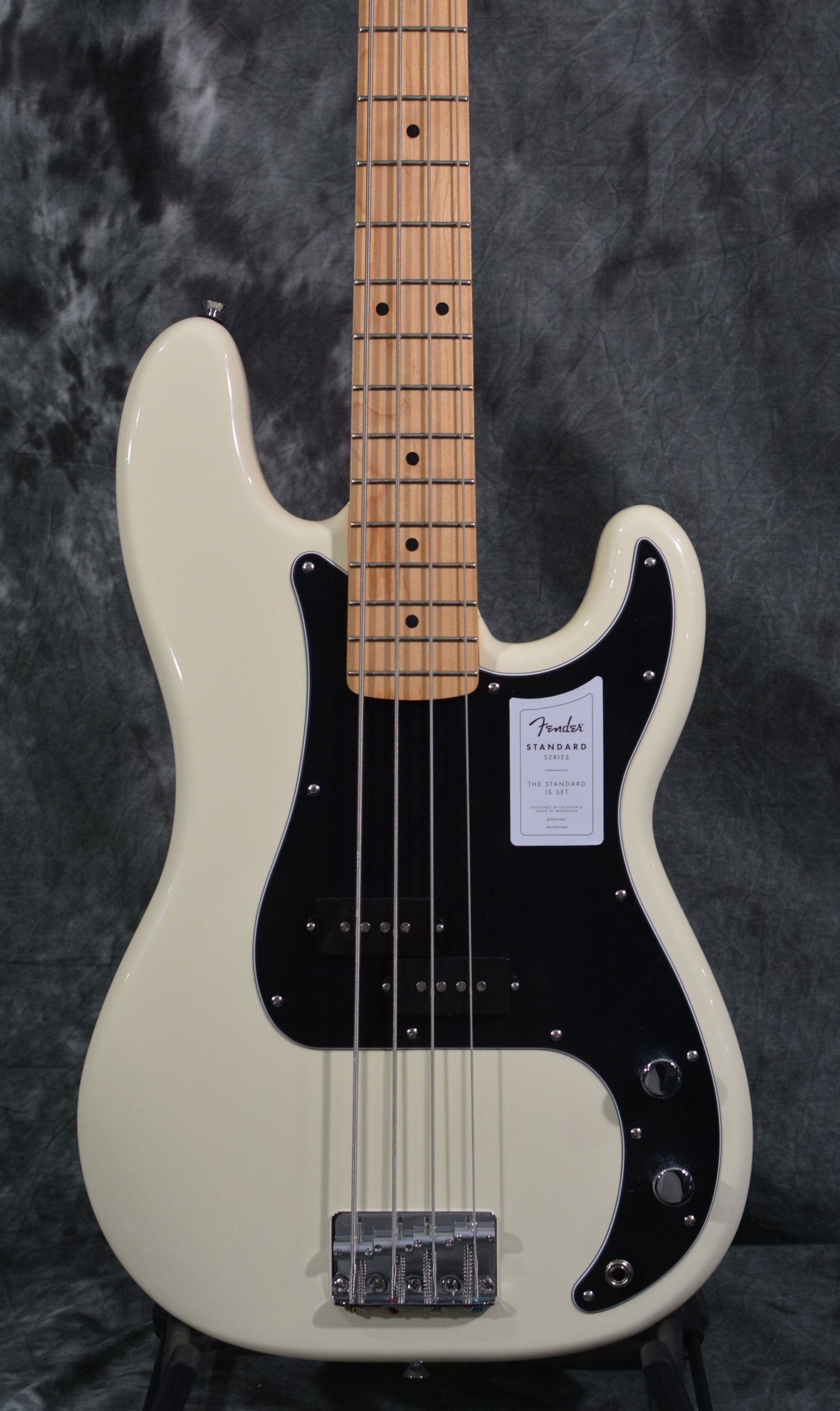 Fender Standard Precision Bass 4-String Olympic White
