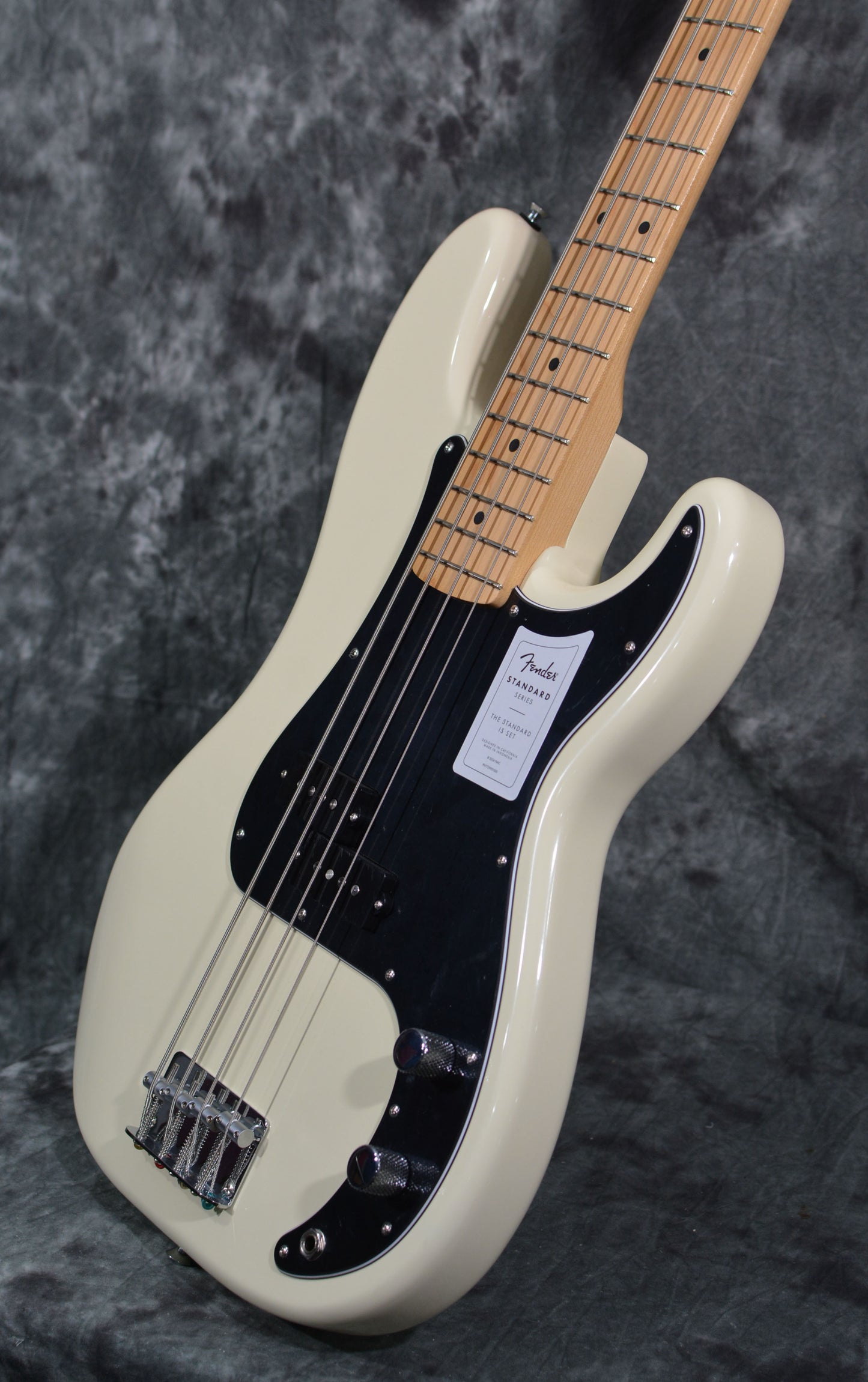 Fender Standard Precision Bass 4-String Olympic White