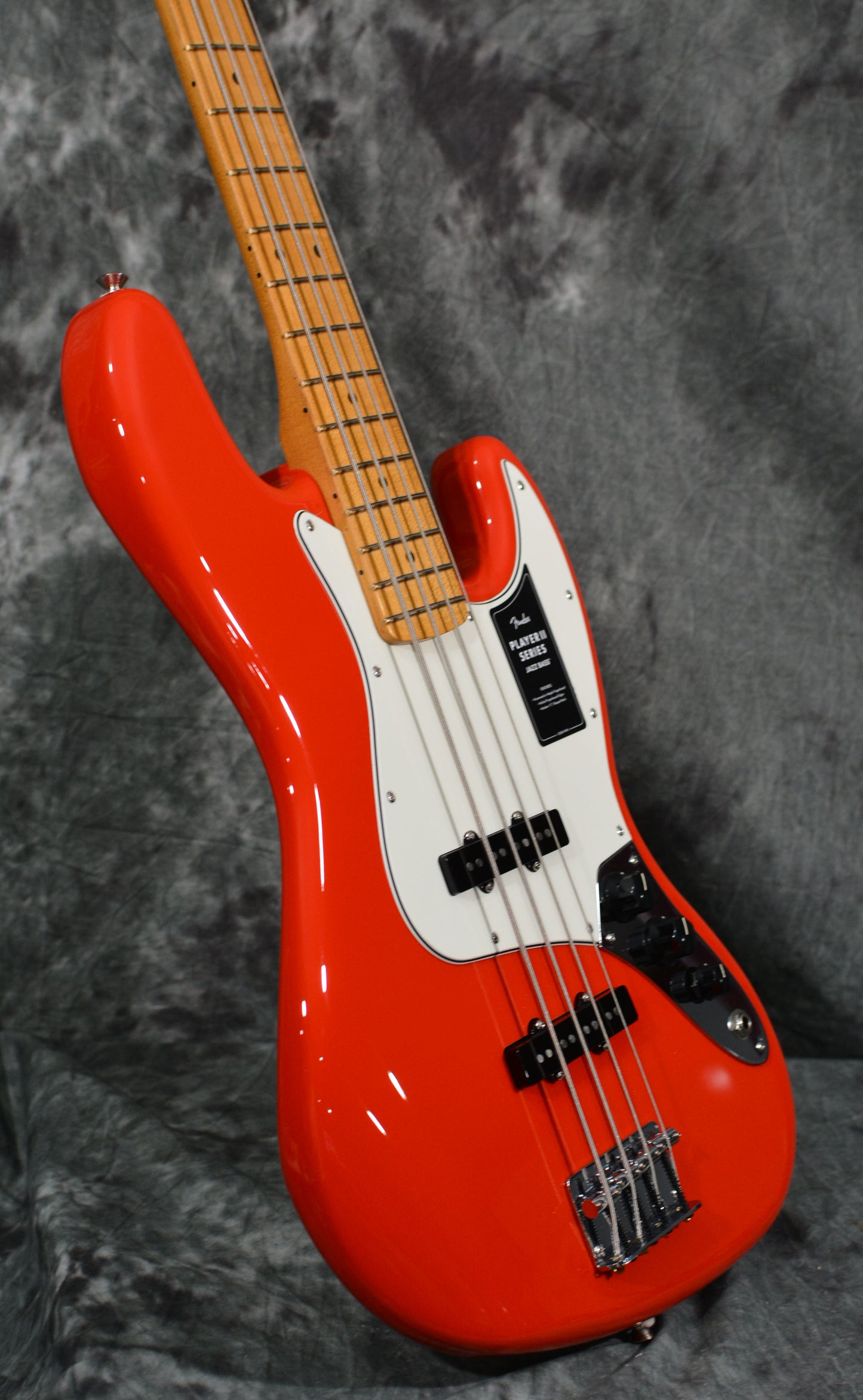 Fender Player II Jazz Bass 4-String Coral Re