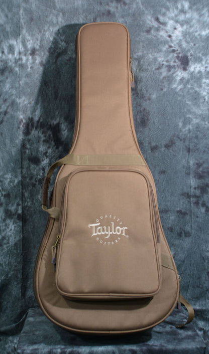 Taylor 214ce-N Grand Auditorium Nylon Slothead w/ Gigbag