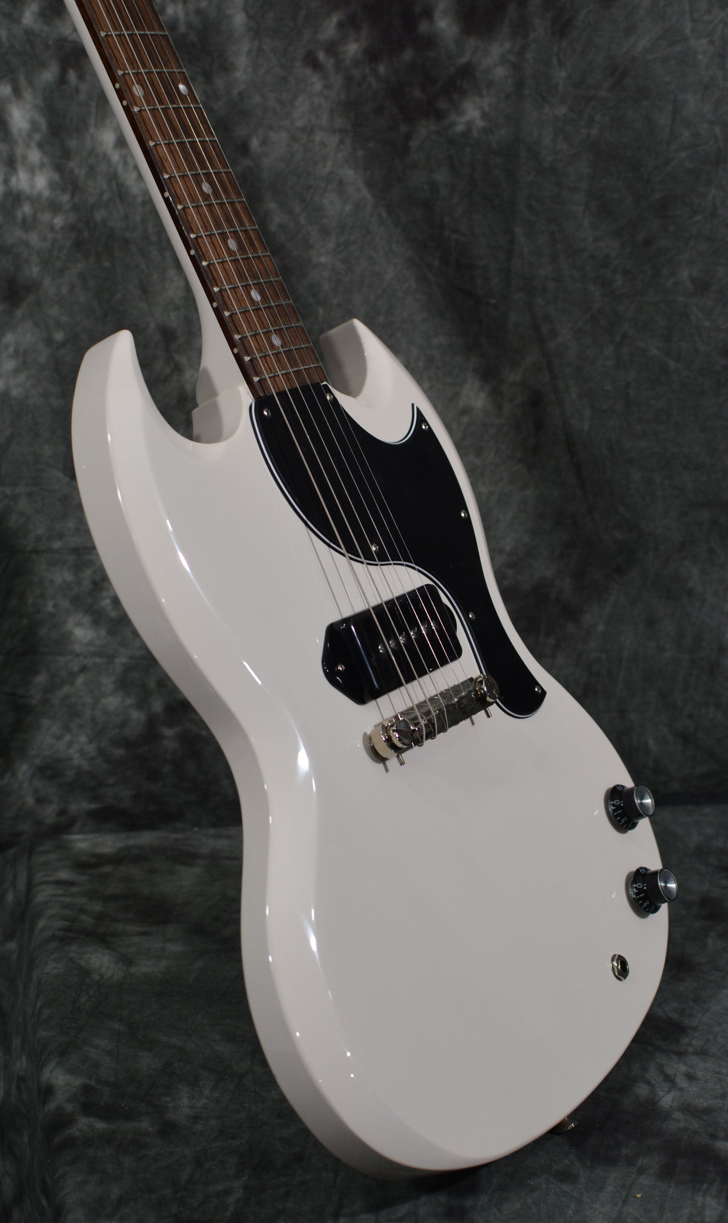 Epiphone Limited Edition YUNGBLUD SG Junior Classic White
