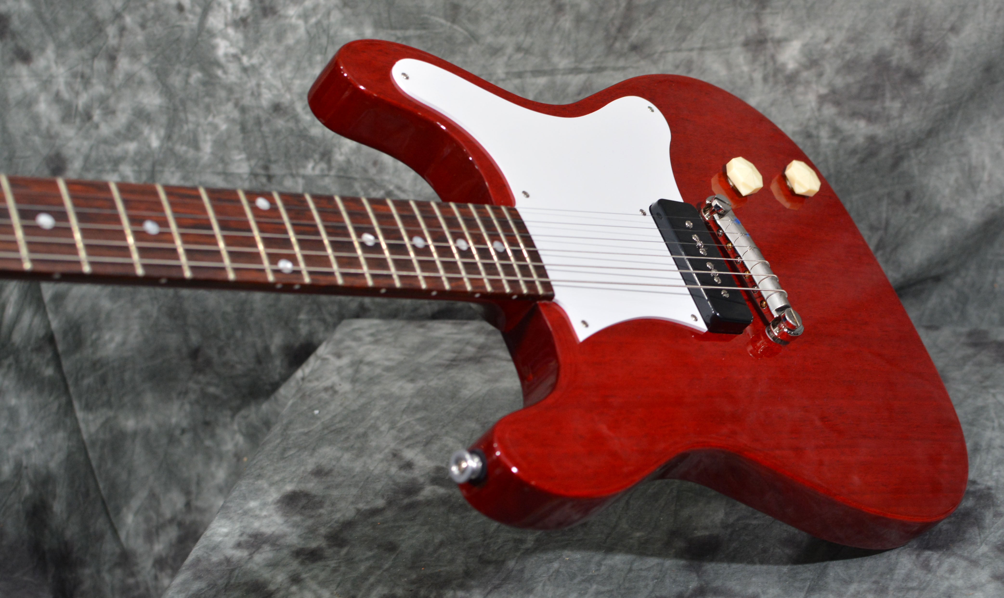Epiphone Coronet Cherry – Chicago Music Exchange
