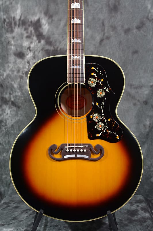 Epiphone 1957 SJ-200 Reissue Vintage Sunburst IBGC Redline Hardshell Case