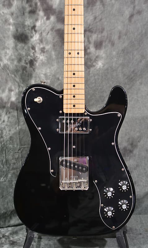 Fender Classic Series '72 Telecaster Custom Black w/ Gigbag