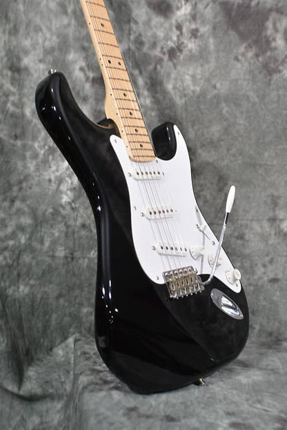 Fender Eric Clapton Artist Series Blackie Stratocaster w Noiseless Pickups & Tweed Hardshell Case