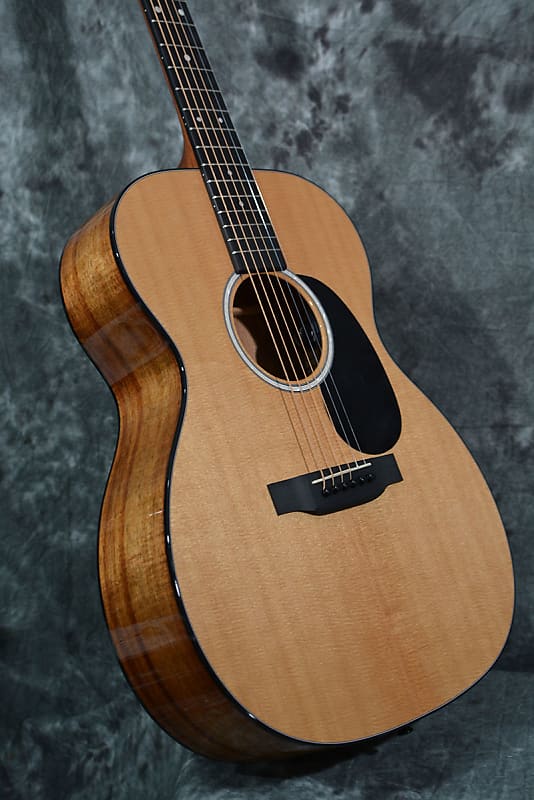 Martin 000-12e Koa Limited Edition 2019 w Deluxe Gigbag