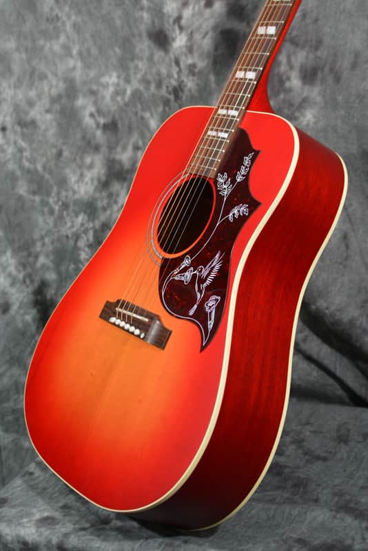 Gibson Hummingbird Special Satin Vintage Cherry Sunburst