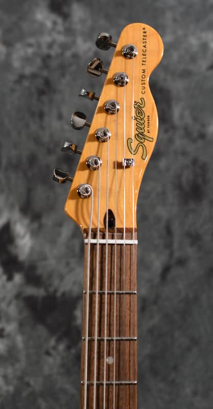 Squier Classic Vibe Baritone Custom Telecaster Black