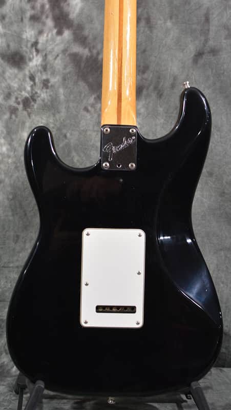 Fender American Standard Stratocaster Vintage 1987 E4 Black