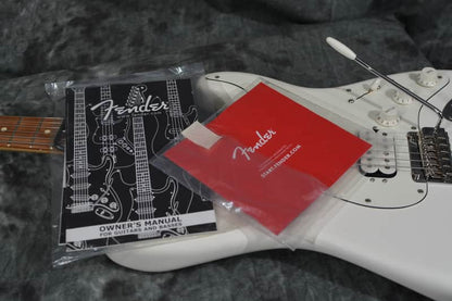 Fender Player Stratocaster HSS 2021 White