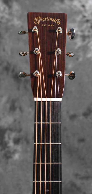 Martin Standard Series HD-28 Dreadnought