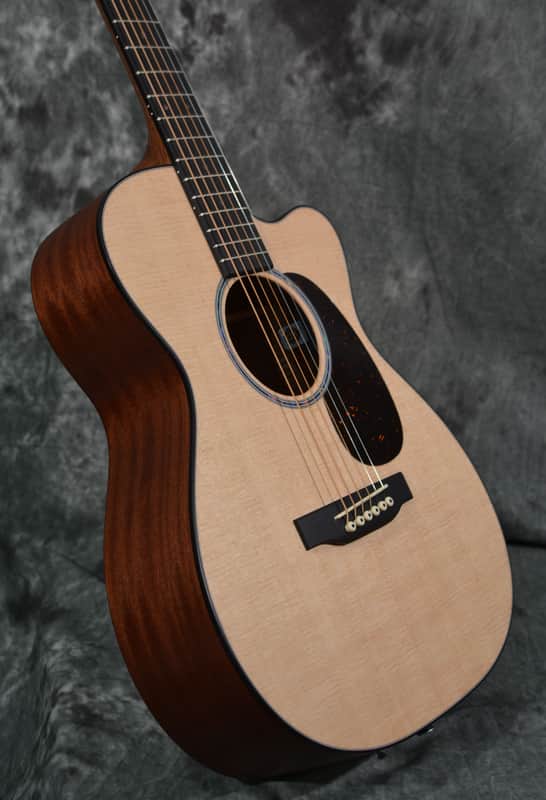 Martin Junior Series 000C-Jr E Cutaway