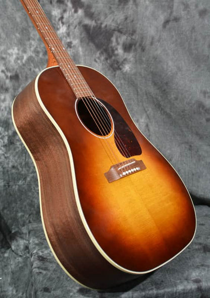 Gibson J-45 Walnut Studio Walnut Burst