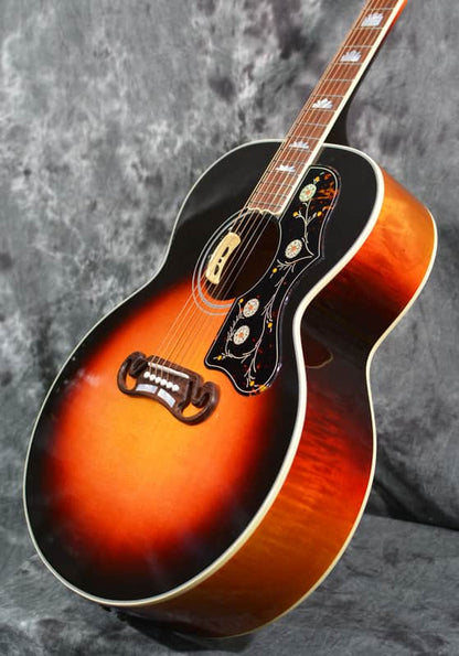 Gibson SJ-200 Standard Tri-Burst Jumbo