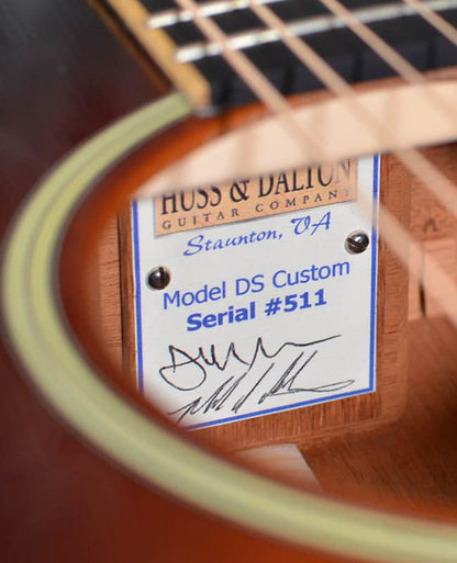 Huss & Dalton DS Custom 14 Fret Adirondack Red Spruce & Mahogany Dreadnought Acoustic Electric Sunburst