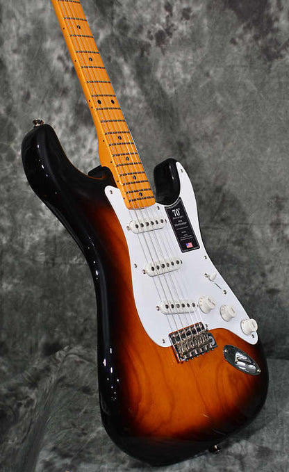 Fender 70TH Anniversary American Vintage II 1954 Stratocaster 2TS
