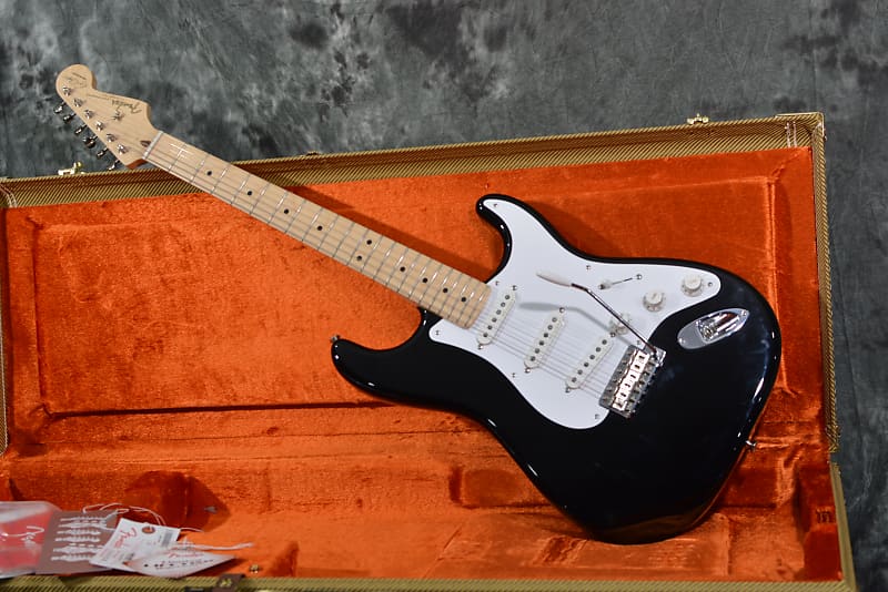 Fender Eric Clapton Artist Series Blackie Stratocaster w Noiseless Pickups & Tweed Hardshell Case