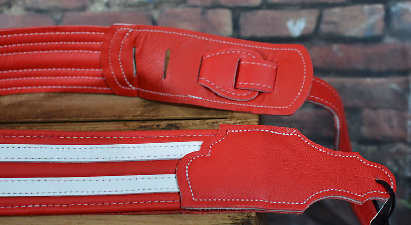 Franklin Hot Rod padded Instrument Strap Candy Apple Red