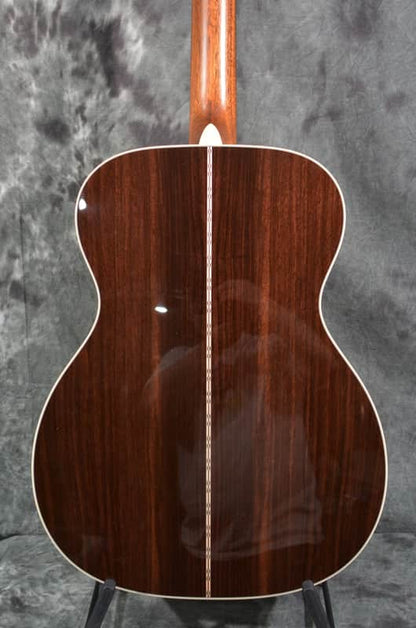 Martin Standard Series 000-28 Auditorium Body