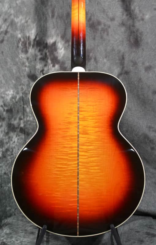 Gibson SJ-200 Standard Tri-Burst Jumbo