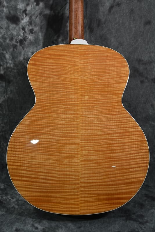 Guild F250e Jumbo Monster Flamed Maple Acoustic Electric w Deluxe Hardshell Case