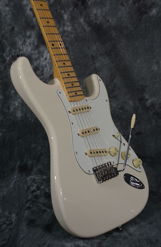 Fender JV Modified '60s Stratocaster Olympic White