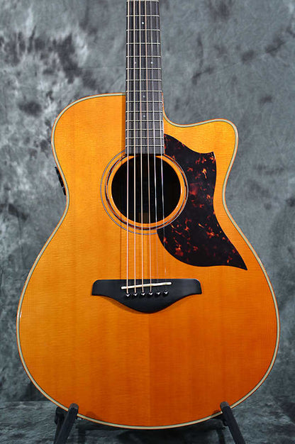 Yamaha AC3R Solid Grand Concert Acoustic Electric ARE Aged