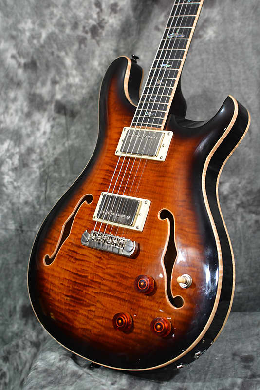 PRS SE Hollowbody II Piezo Electric Sunburst