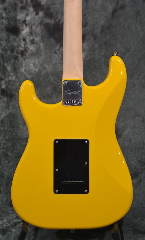 Squier FSR Affinity Stratocaster HSS Graffiti Yellow
