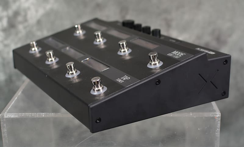 Line 6 HX Effects Multi-Effects Processor w/ Power Supply