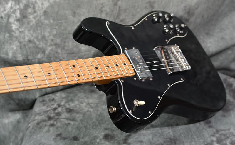 Fender Classic Series '72 Telecaster Custom Black w/ Gigbag