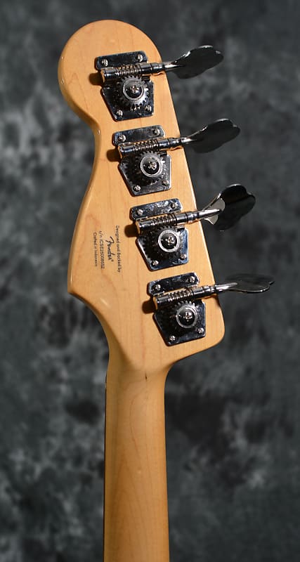 Squier Classic Vibe '60s Jazz bass Fretless 3-Tone Sunburst