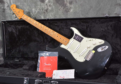 Fender Vintera II Road Worn '60s Stratocaster Black w/ HSC